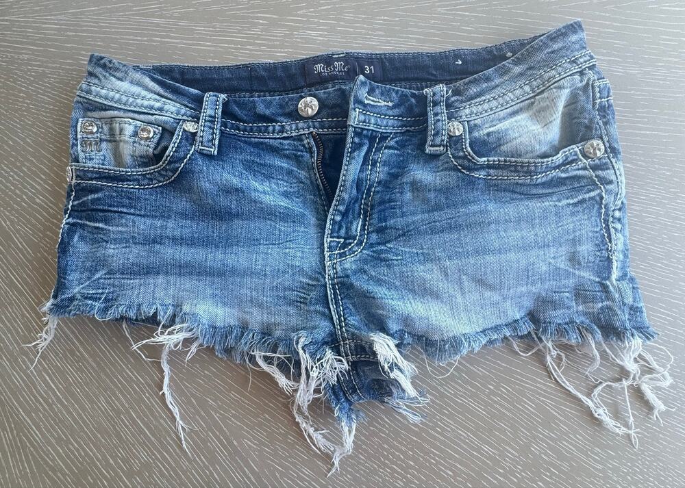 Miss Me Embroidered Floral Distressed LowRise Denim Cutoff Shorts Bling Sz31 DIY